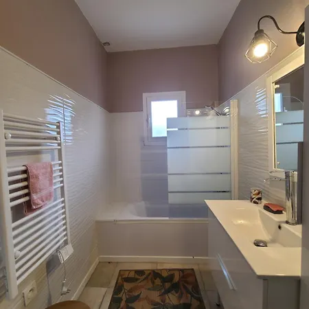 A Casa Di Loulou E Maria Furiani