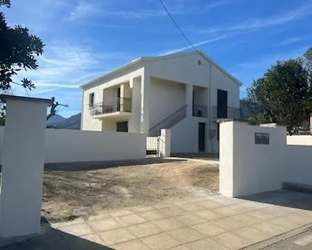 Apartman A Casa Di Loulou E Maria Furiani